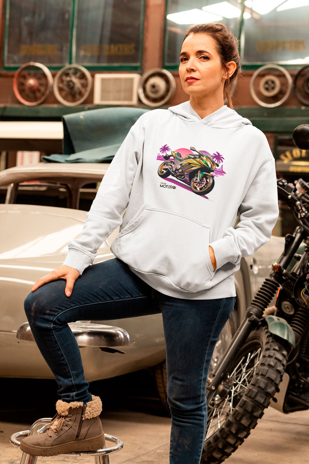 Sudadera unisex blanca diseño 133