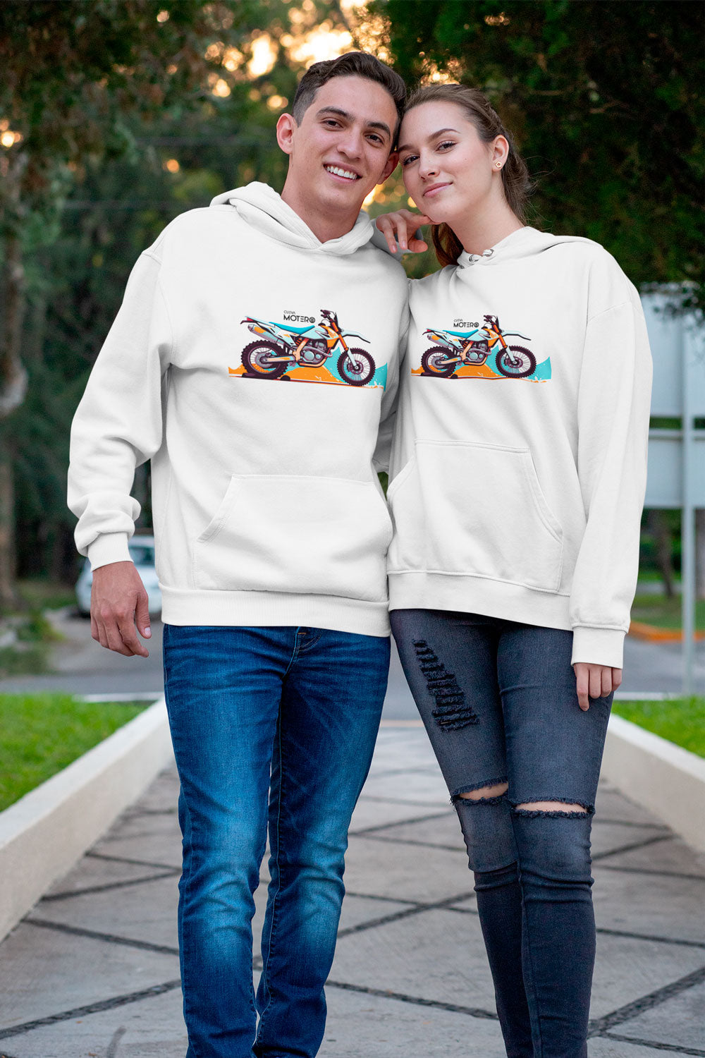 Sudadera unisex blanca diseño 134