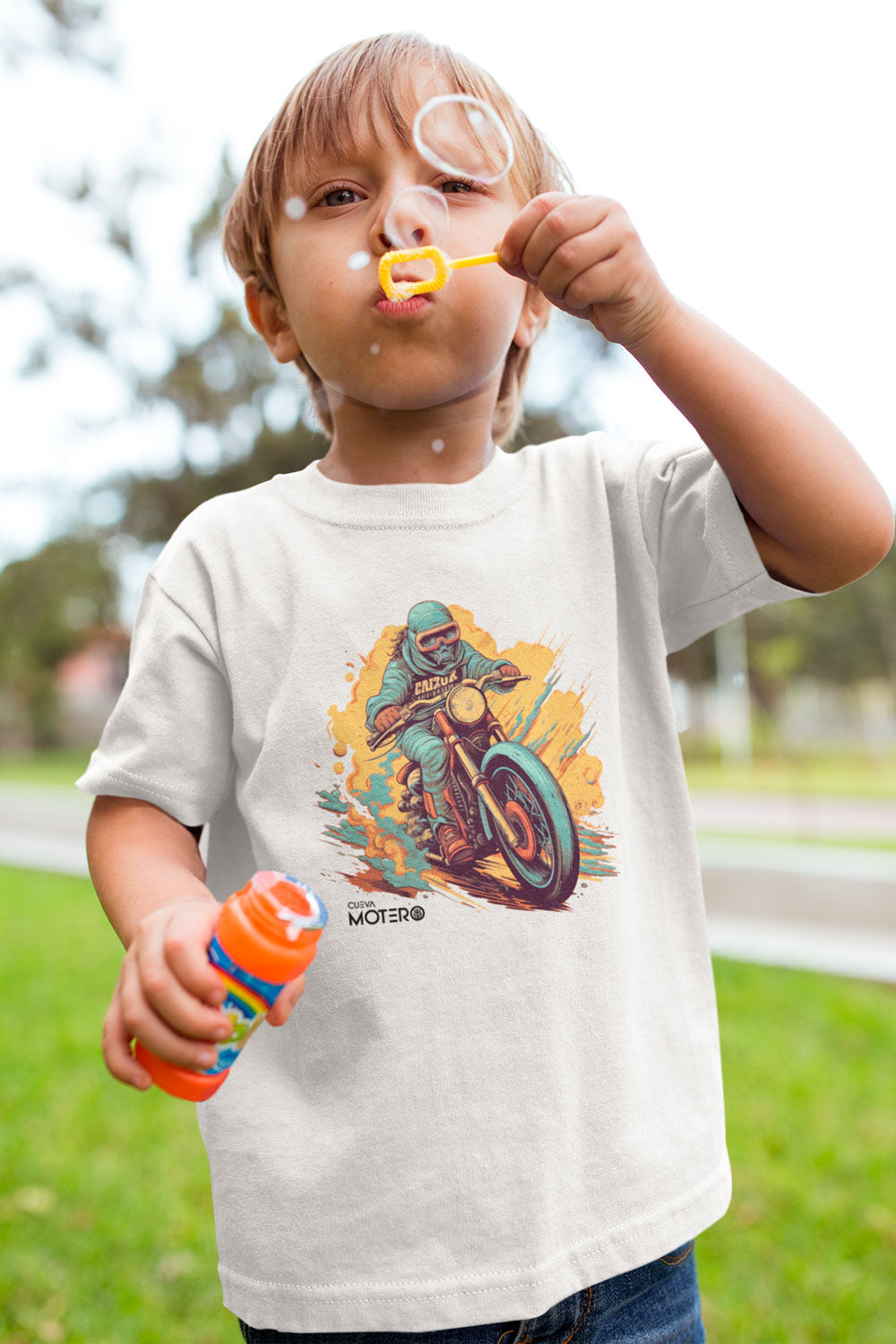 Playera poliéster blanca para niños diseño 4