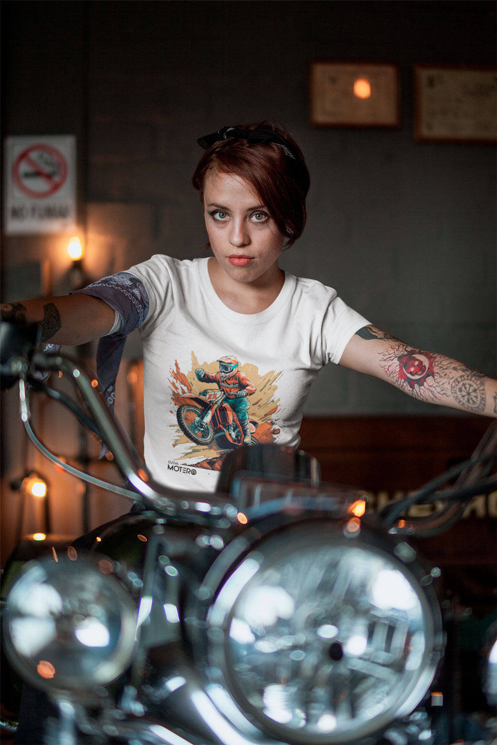 Playera poliéster blanca para mujer diseño 6